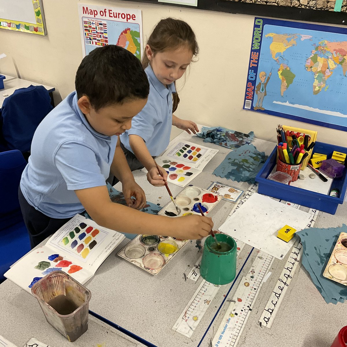 Class3wade's tweet image. Some great colour mixing 3W, you made the colours of Cezanne’s palette well.