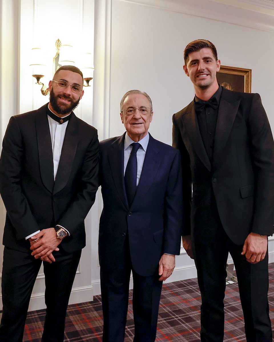 realmadridarab's tweet photo. 📸 الرئيس برفقة بنزيمة وكورتوا في باريس! 
#RealMadrid | #ballondor https://t.co/iNu9mIzeUA