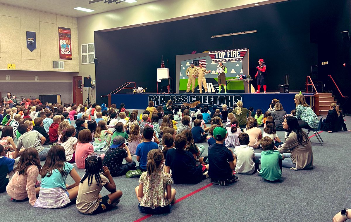 magdalenajistel's tweet image. Thank you @CedarParkFire Department for teaching @Cypress_Cheetahs all about fire safety! #1LISD #CYPRoadTrip