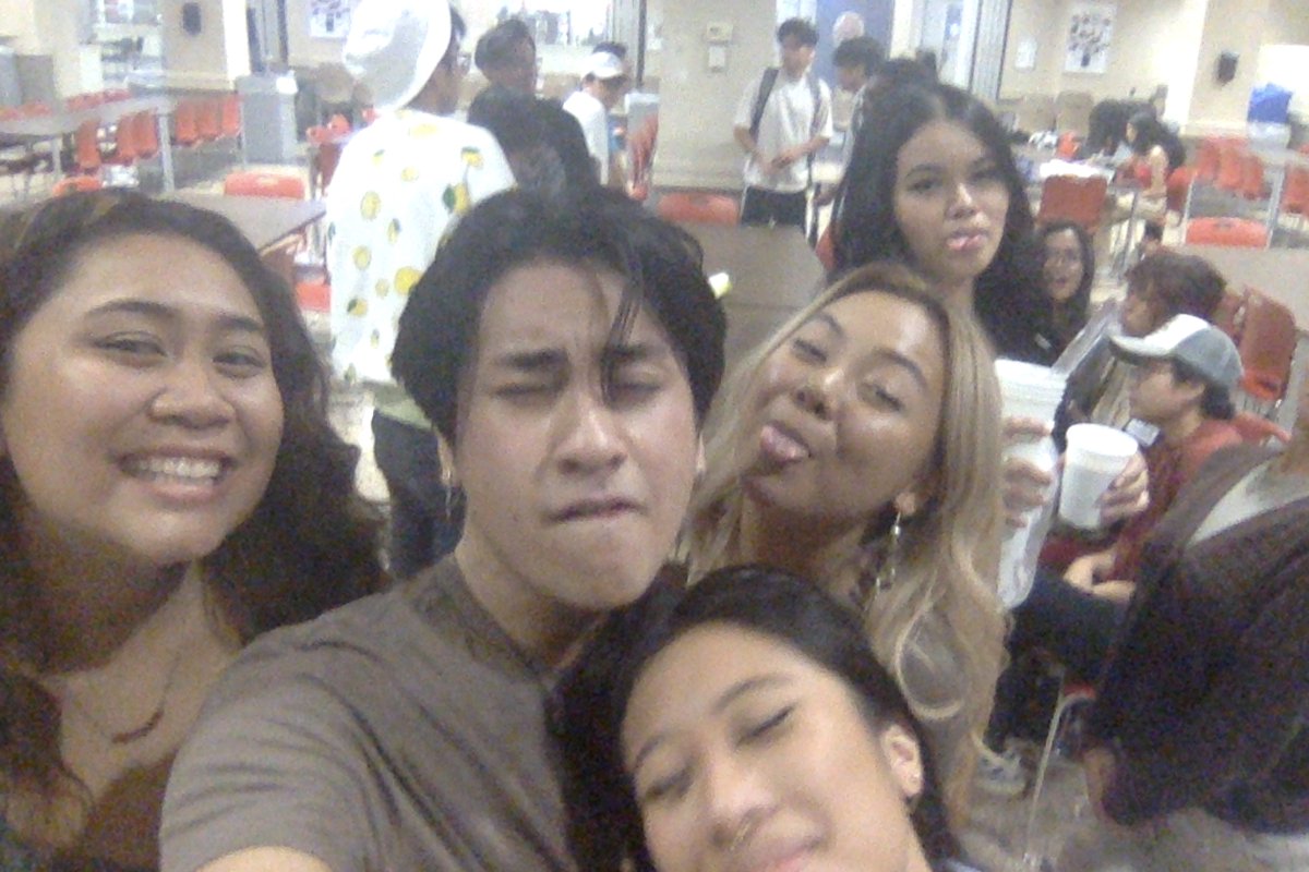 furryrocks4eva1's tweet photo. gbm pt. 3 also sky in the back #magnayum #FlyHighWithSky #MrPI2022 https://t.co/o8uKXAOoGz
