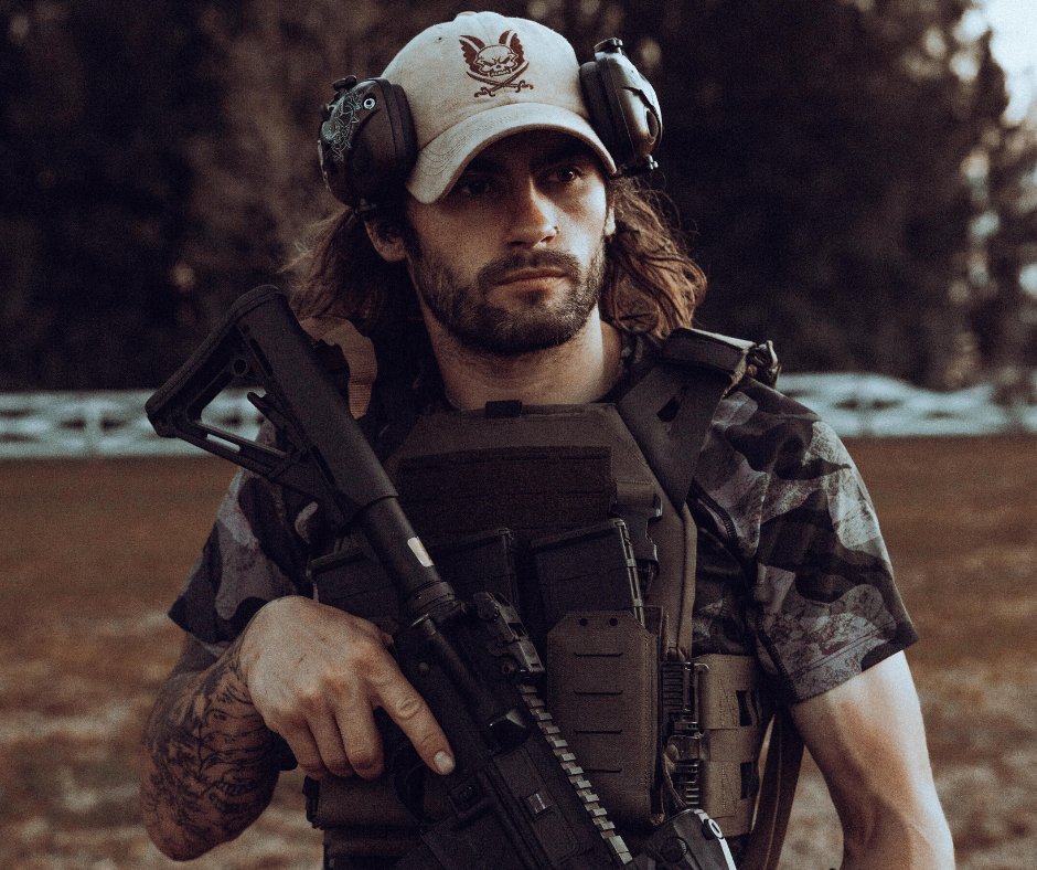 WarriorAssaultS's tweet photo. We've loved to see @samm.seeley rockin' some of our gear in his latest projects including @sunrayseries and @okami_film.
Here's our baseball cap and laser cut LPC carrier and triple mag detachable panel.
#warriorassaultsystems #lpc #platecarrier #okami_series #sunrayseries https://t.co/CGfezhsItq
