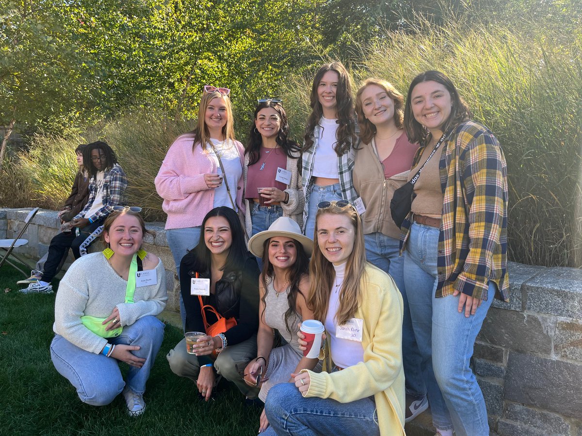 LasellUniv's tweet photo. We 💙 our Laser family. Thank you for coming out for a fun-filled weekend! https://t.co/pQkkgMzAXn