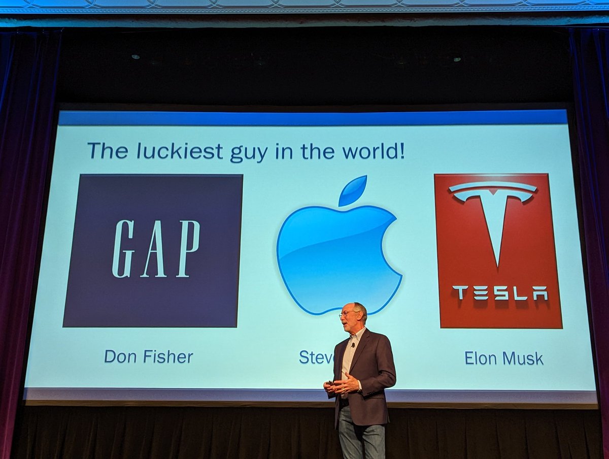 sampratt__'s tweet image. What an industry, what a location, what an event! Excited to kick-off #ConneXions22 in Las Vegas with @CalixHQ CEO @michaelweening &amp;amp; @TeslaGeorgeB&apos;s keynote on platform enabled experiences 🏆 #BuildNetworksBetter @RenderNetworks