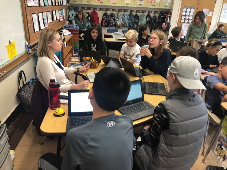 WPSCoolidge's tweet photo. Small group instruction is one way we personalize learning at Coolidge School! Go Cougars! #community https://t.co/qB1OABoZ7y