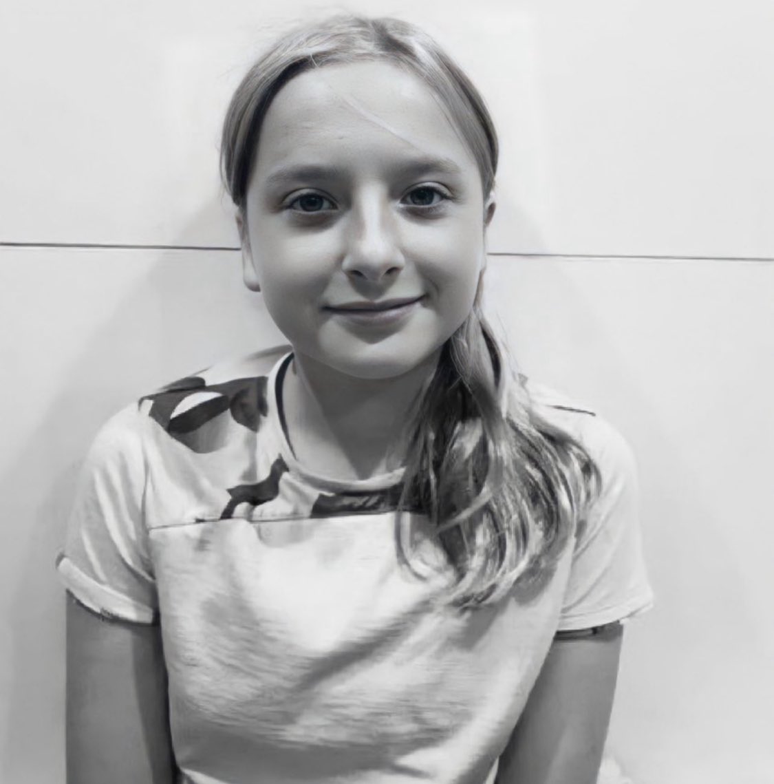 courbet_julien's tweet photo. Je ne sais pas comment je pourrais réagir ... que ce visage reste en nous longtemps , même les enfants ... #lola https://t.co/EqNDaI79Kb