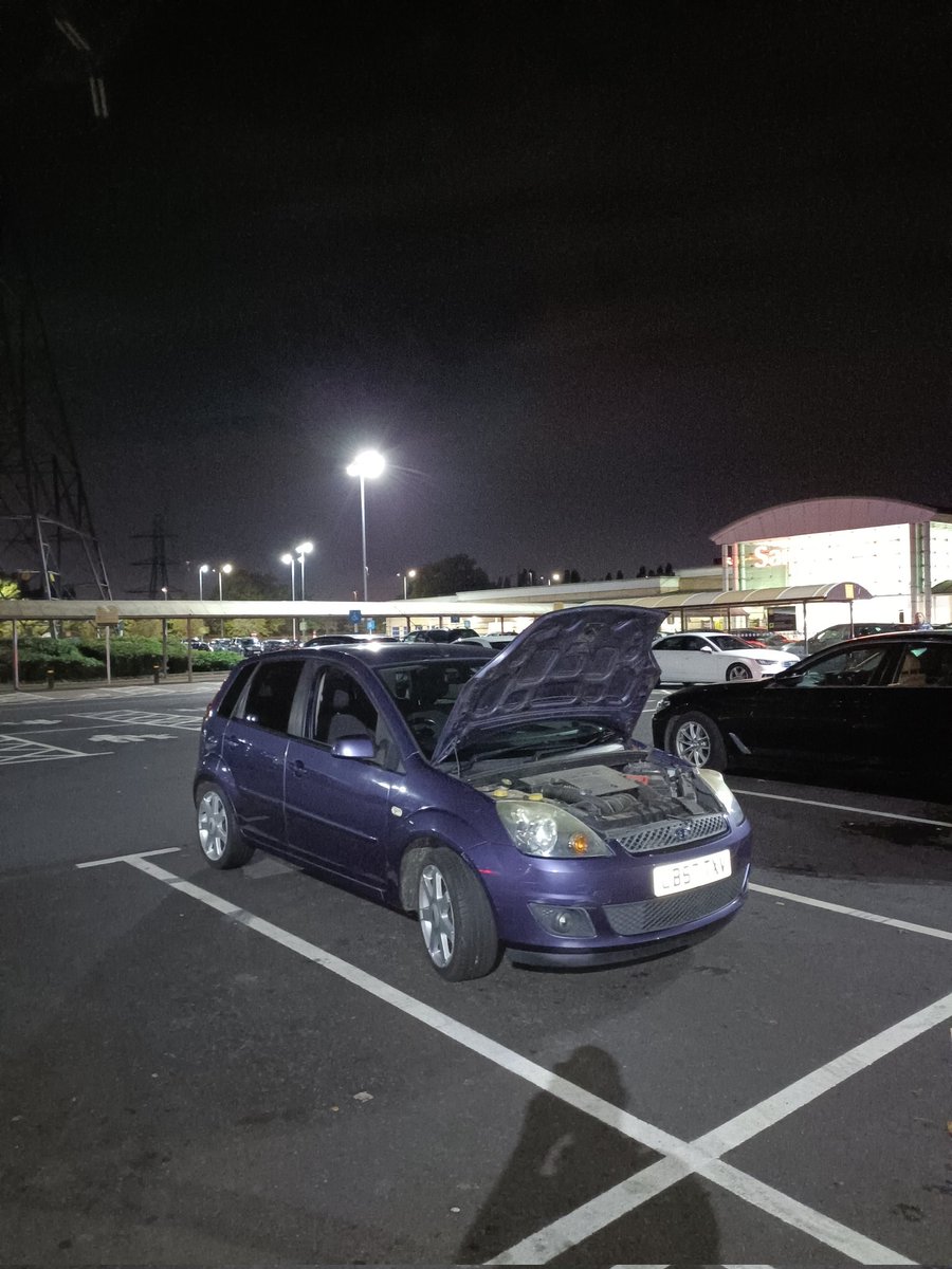 RuariRhodes's tweet photo. Not exactly how I saw this evening going. https://t.co/hxnfyHsgyQ