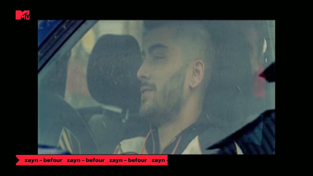 manucarrera_m's tweet photo. TEMAZO!!!! Y COMO LO AMO!!!! 🥰🥰🥰🥰
(Lo siento @FernandoMars, pero ya se ganó mi corazón)

#MTVATR @MTVSur @zaynmalik #ZAYN https://t.co/fnd89t4IC0
