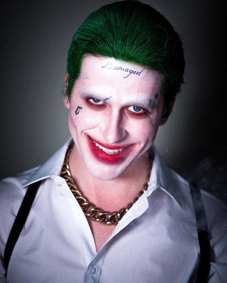 oytcosmetics's tweet photo. Why so serious?? 🃏 @benncatalano looking uncannily like The joker in this weeks halloween look 🎃👻

#makeup #cosmetics #halloween #halloweenlooks #halloweenmakeup #makeupartist #crueltyfree #skincare #glutenfree #madeincanada #spookyseason #joker #thejoker #DC #DCcomics https://t.co/ehAqImOlc4