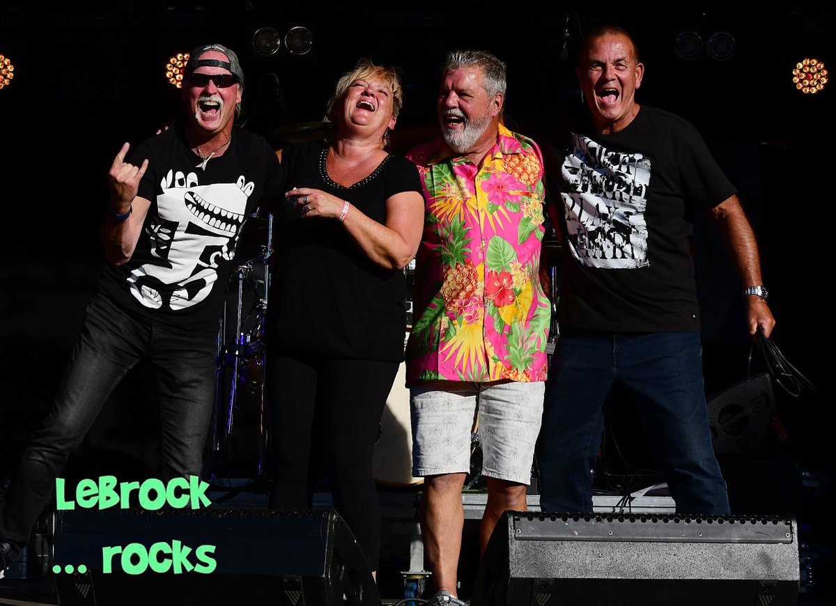 The Box live as vrijdag lekker live knallen. facebook.com/events/4251592… #30PLUS #40PLUS #50PLUS #BLUES #BOLLENSTREEK #COVERBAND #GEWOONKUNNENPRATEN #KATTUK, #KATWIJK, #LEKKERDANSEN #LEKKERVOLUME, #LIVEMUSIC, #LIVEMUZIEKCAFE, #MUZIEKCENTRUM, #POPPODIUM, #ROCK, #THEBOX, #VVVKATWIJK