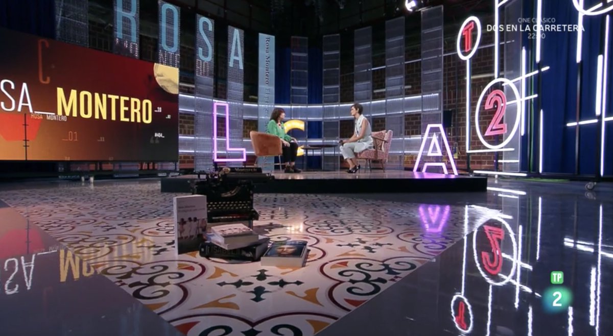 Bonito, moderno y versátil para enriquecer la experiencia de la conversación el plató de @Culturas2_tve, el nuevo magacín diario sobre cultura de La2