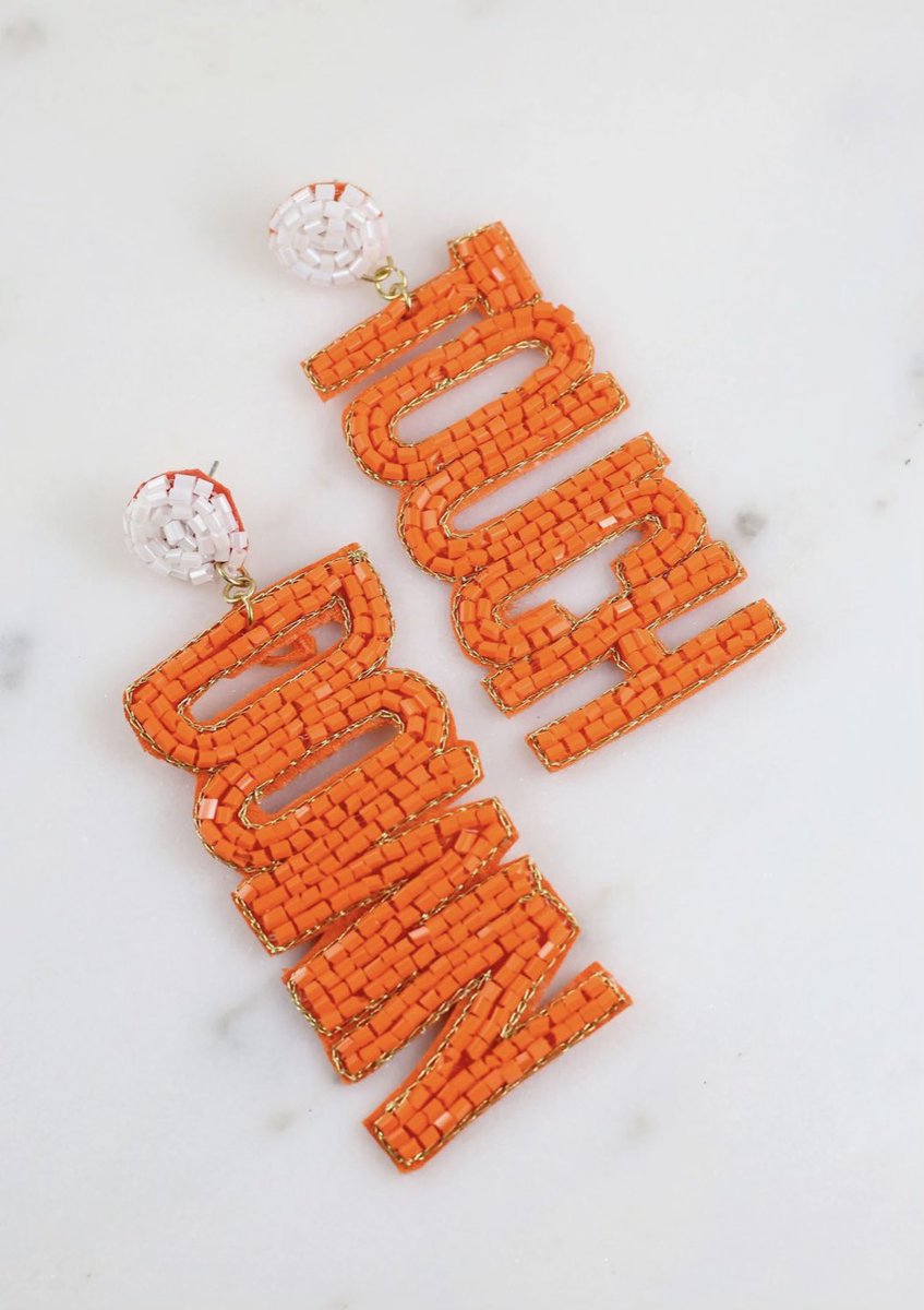 touchdownkids7's tweet photo. Go check out these two different earrings that are perfect for any Madeira event or Bengal games this season! All proceeds go to the Sam Hubbard Foundation! To purchase- go to this link- https://t.co/WKKWkf5OXg https://t.co/S5VOqV71MI