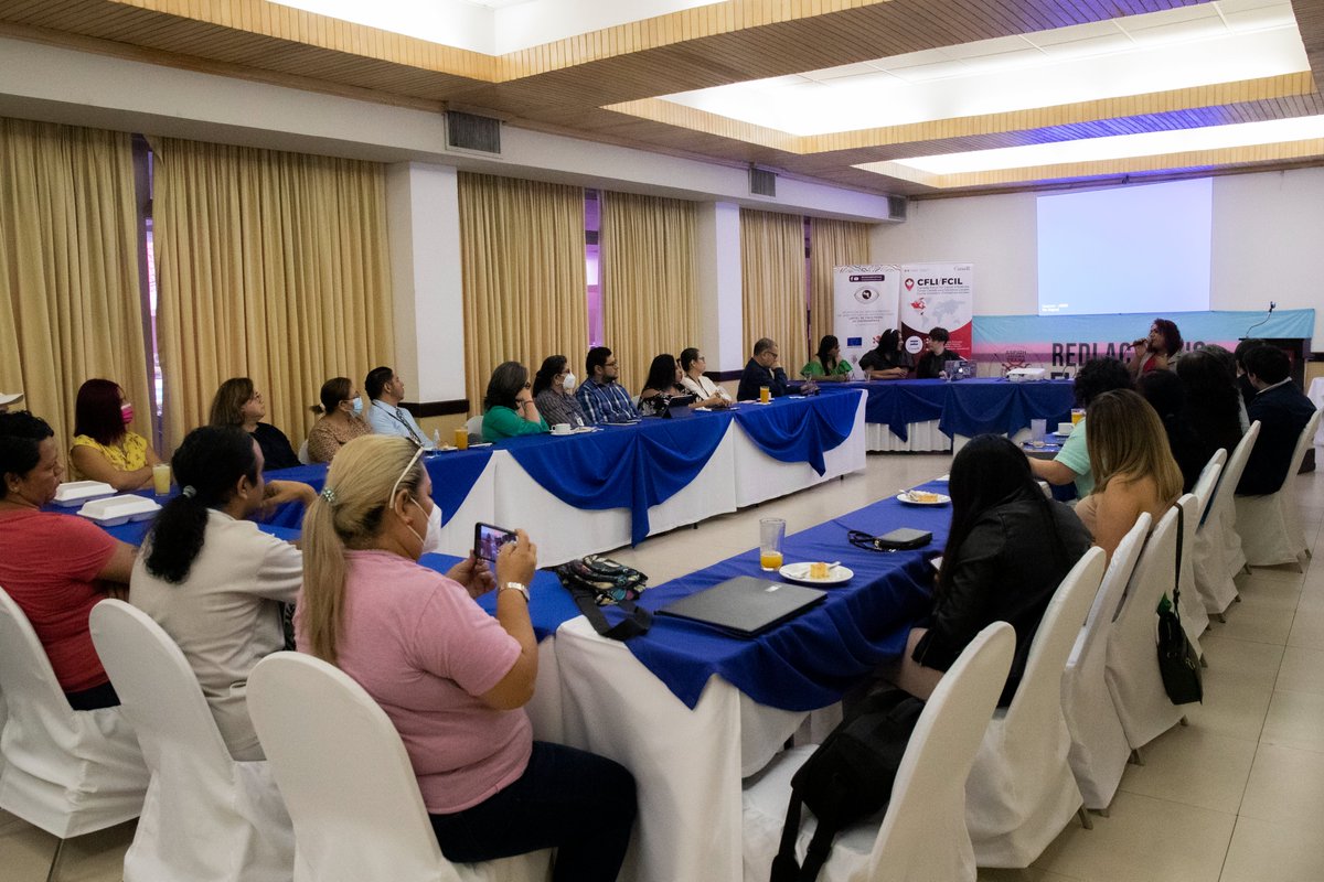 TSEElSalvador's tweet photo. #InclusiónEIgualdadElectoral | Enmarcados en nuestro programa, estamos participando en el evento, denominado, “foro realidades de personas trans”, organizado por @ASPIDHARCOIRIS el cual busca afirmar derechos de la comunidad LGBTIQ+. https://t.co/zMYaYAQke2