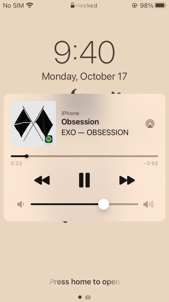 sumayah_al's tweet photo. #تجمع_الاكسوالز #EXOLStreamingParty @weareoneEXO https://t.co/nC8EJkq3ek