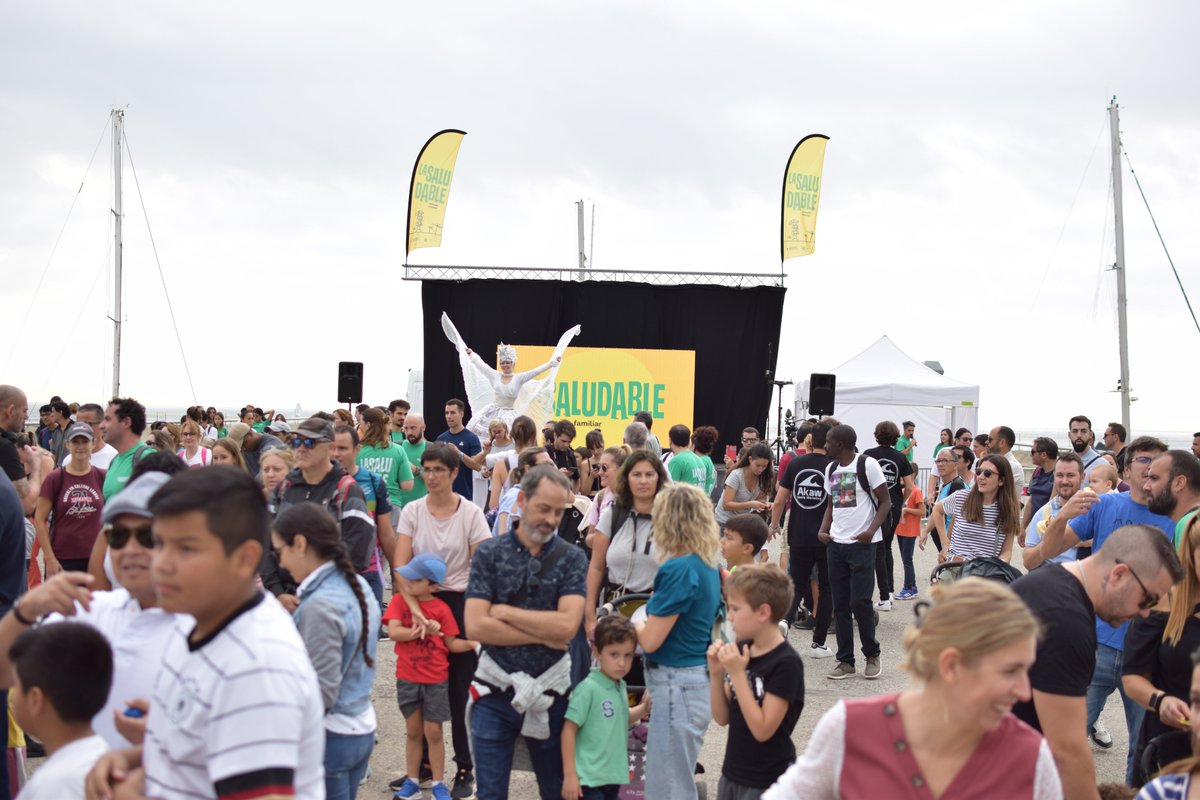 Esto fue #LaSaludable! El eventazo que ayer organizamos en la <a href="/GasolFoundation/">Gasol Foundation Europa</a> junto a <a href="/consumogob/">Secretaría General de Consumo y Juego</a> para celebrar el Día Mundial de la Alimentación! 🍏🍌
 
Más de 2.500 niños y niñas y adultos disfrutaron de una jornada en familia llena de actividades saludables! 👧👦