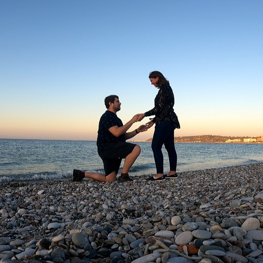 IceGrenade tweet media