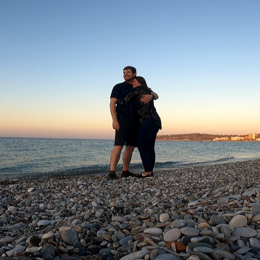 IceGrenade tweet media