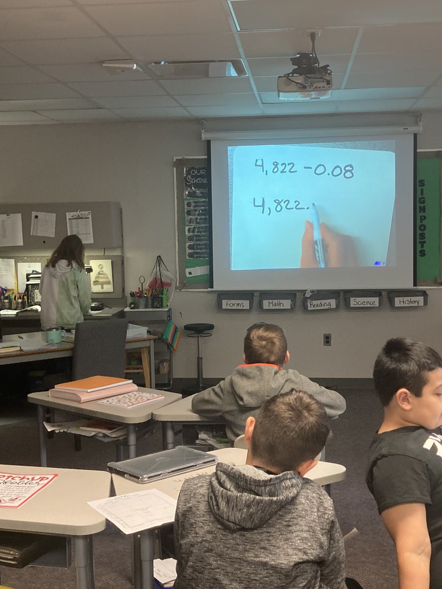 MissFinn tweet media