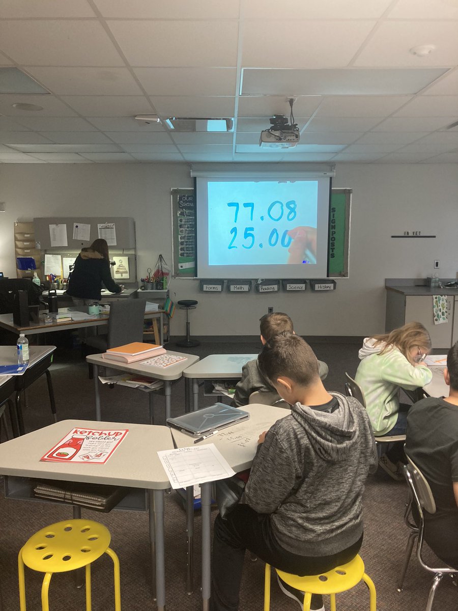 MissFinn tweet media