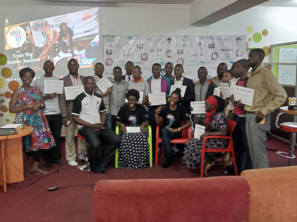 mrogers4christ's tweet photo. Delighted to inspire primary &amp; secondary school teachers converged today at @Makerere @miic_ug for #ACW2022 Train the Trainer session. Thank you @AfricacodeweekU team, @SAP and all partners. Coding is a language every child must speak. @coding_mindset @ictteachersug #ICTTrsUg https://t.co/B5laxgFXRq