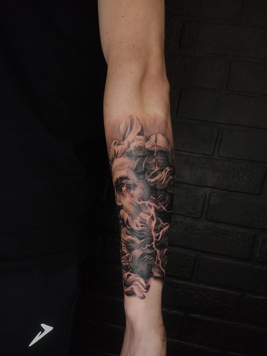 ARNItheNERD's tweet photo. I MADE AN OLD MAN !!! 
#tattoo #татуекб https://t.co/RKRrPMYEZW