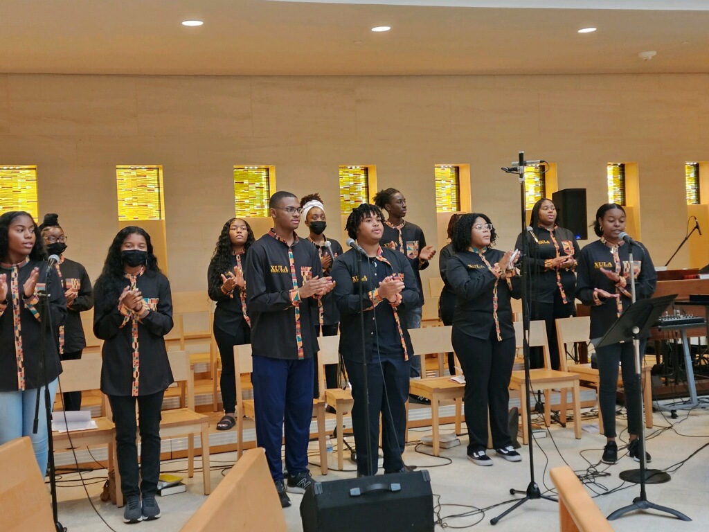 XULA1925's tweet photo. Thank you to everyone who joined us to celebrate the 10th anniversary of the St. Katharine Drexel Chapel!
Completed in 2012 by Cesar Pelli, the Chapel has become home to many events, including daily mass. #XULA #DecadeOfDevotion https://t.co/HnD51vHhwU