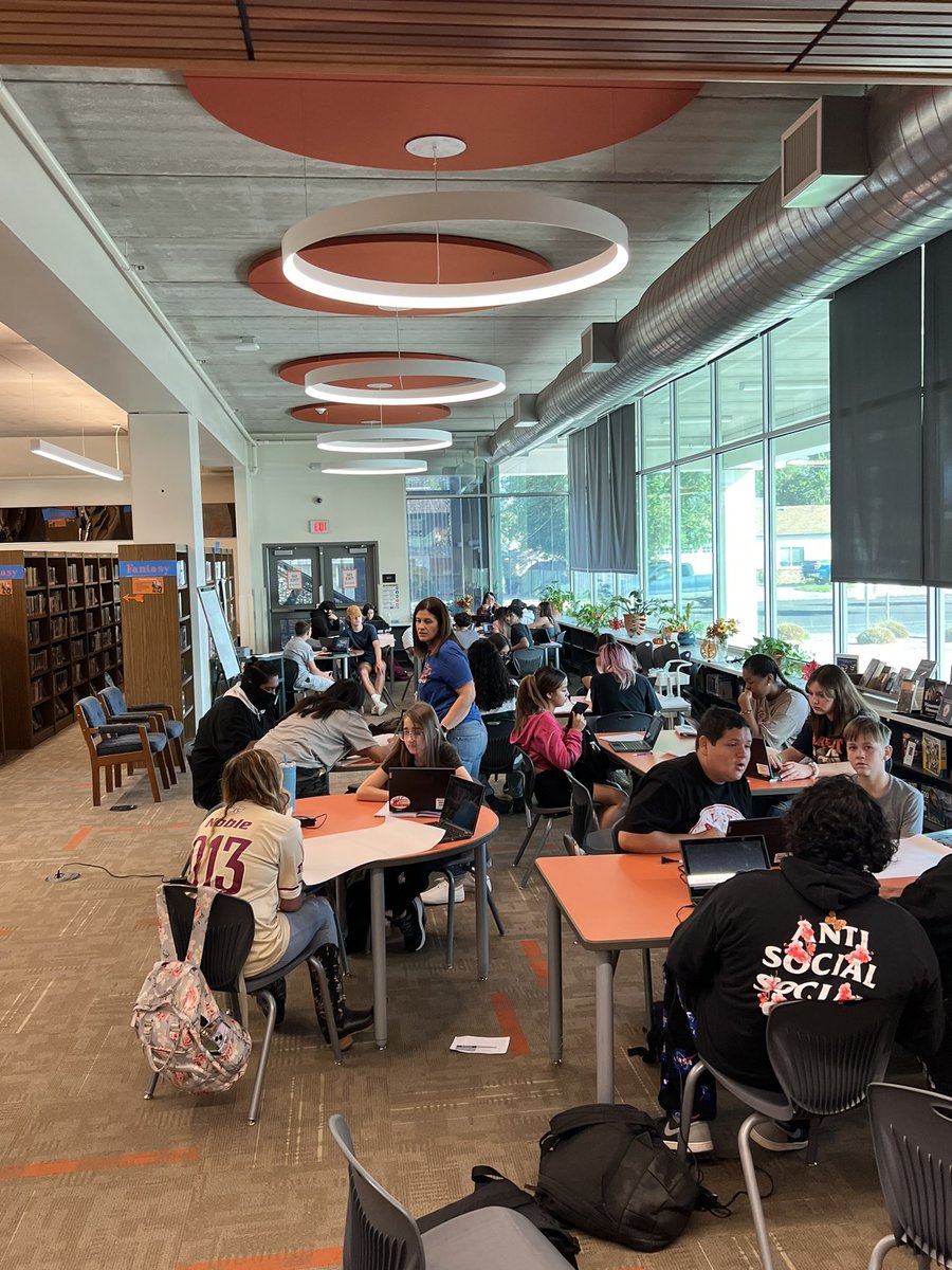 WWstemcademy's tweet photo. Last Friday we closed out our literacy boot camp with research and rabbit holes in the library.    Students practiced asking questions, identifying quality sources, researching and summarizing.  Such a great week of co-teaching between ELA and CTE. https://t.co/tLaq9BWWNa
