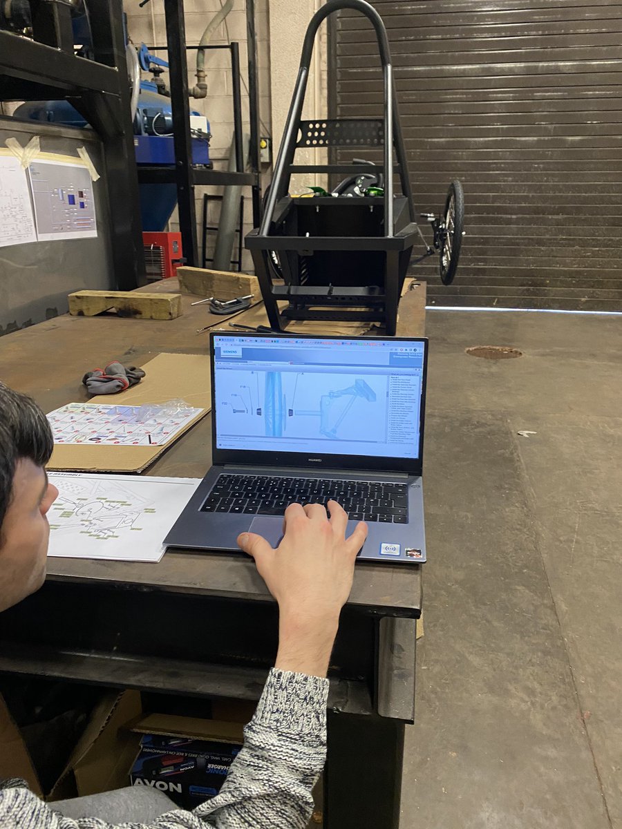 F24GCU's tweet photo. Some Troubleshooting Today, one of our wheels was rubbing on its break caliper
#RNSTEM
#STEM
#STEAM
#STEMNation
@pme269 @Woodfarm_STEM @RNinScotland @JocoxSTEM @royalsociety @NavySTEM https://t.co/lDLjzTVCyo