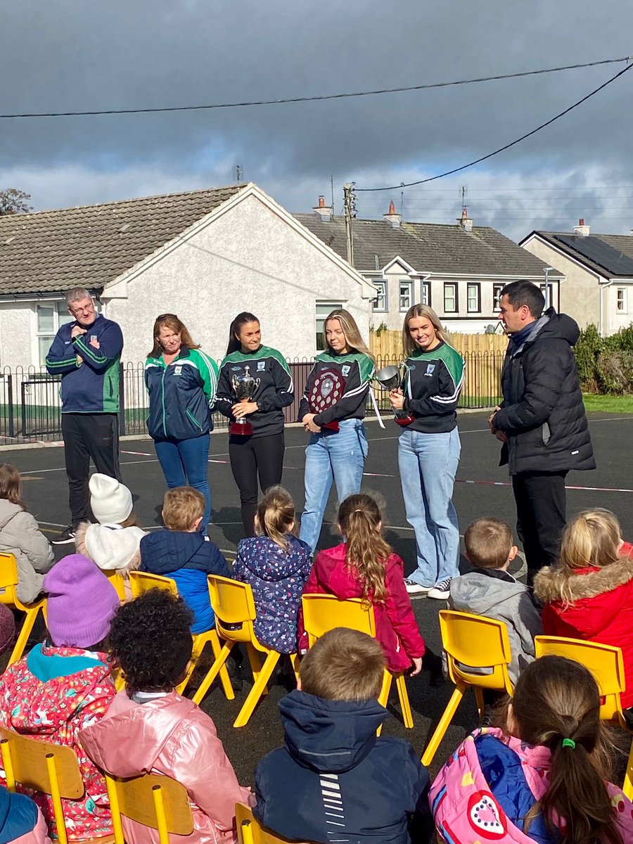 St. Attractas N.S. tweet media