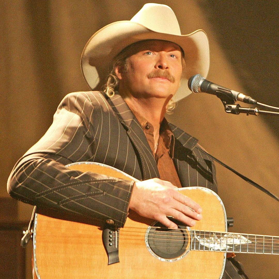 Happy birthday, Alan Jackson   Listen to Precious Memories today here:  