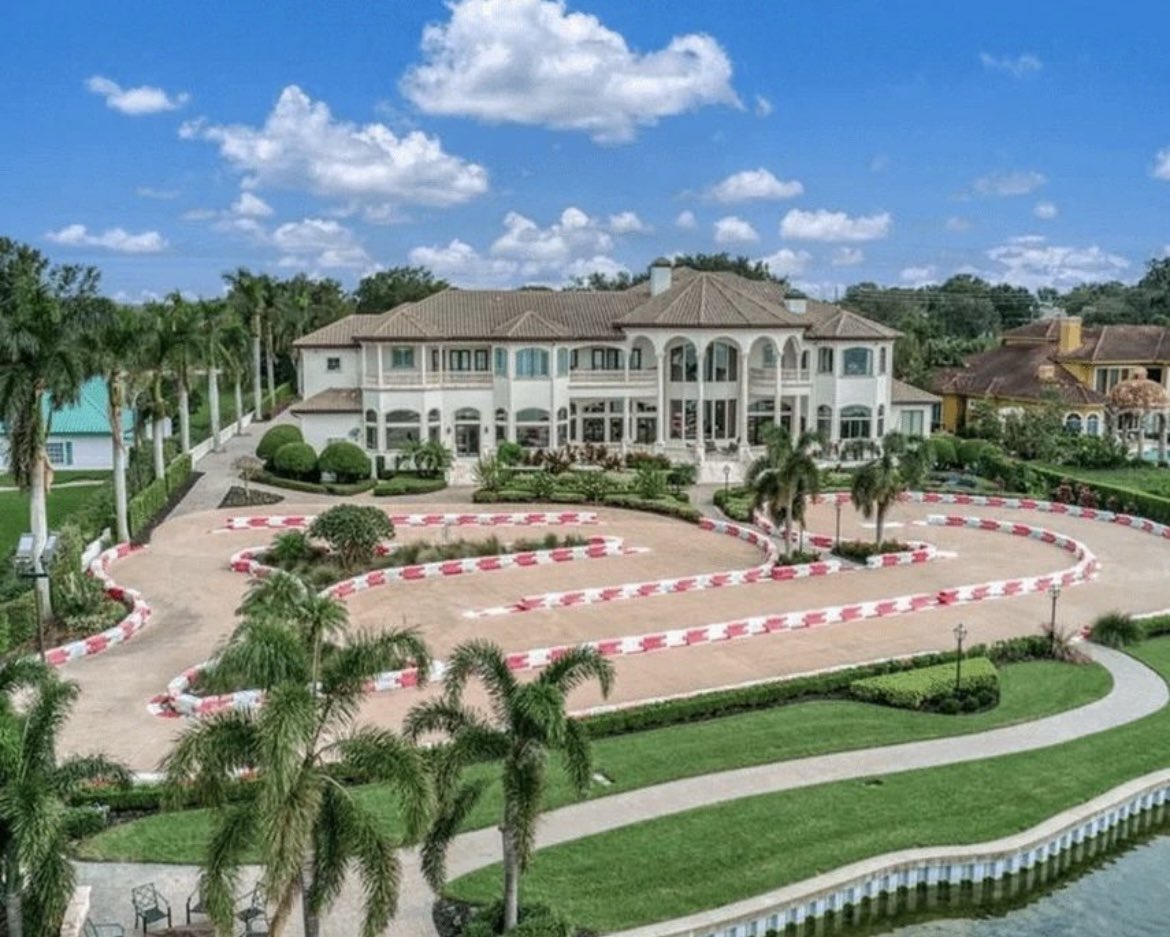 markjenney's tweet photo. I’m looking for someone in the insurance industry who can underwrite an insurance policy for a go-kart track at a short term vacation rental. 

If you can do this let me know. https://t.co/jAzsQ5WSt6