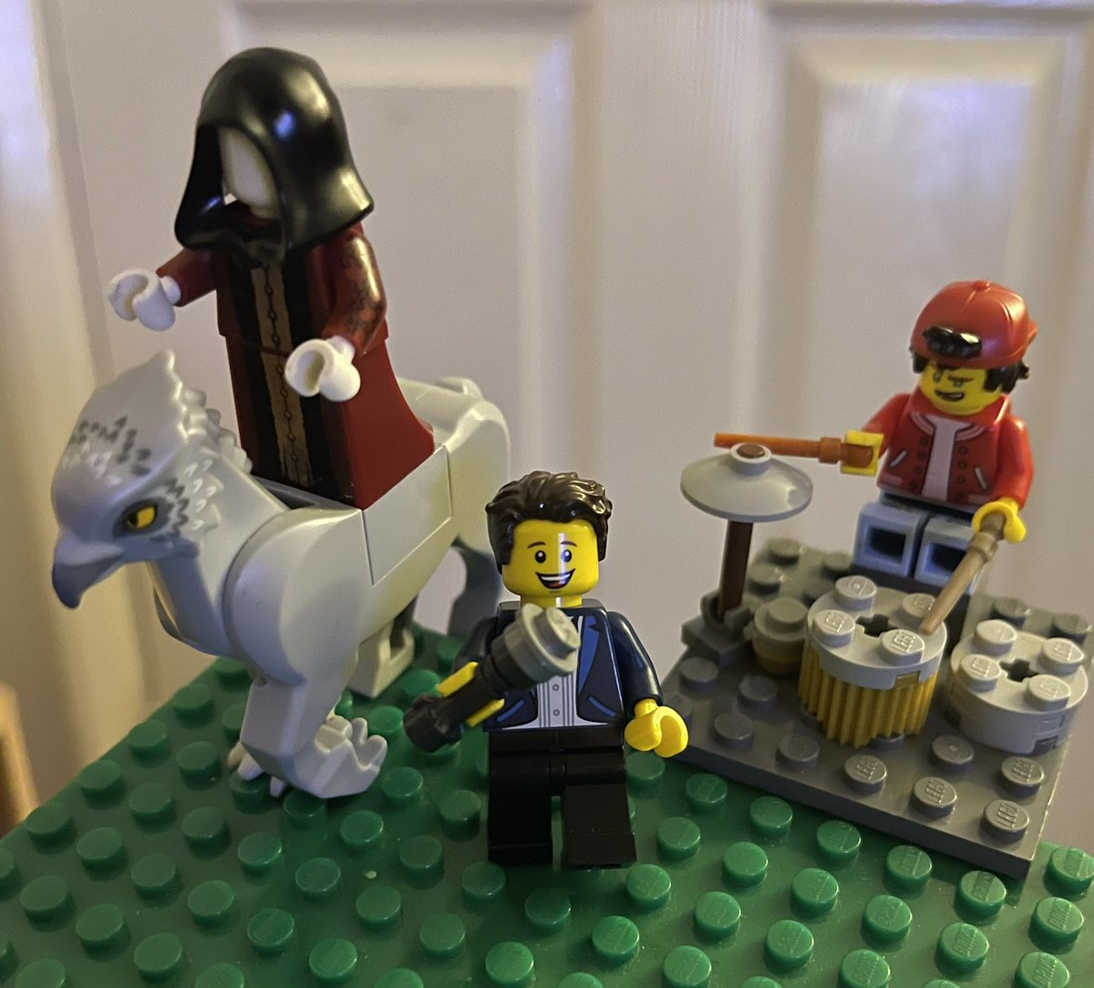 Hello <a href="/twentyonepilots/">twenty one pilots</a> <a href="/tylerrjoseph/">tyler jøseph</a> <a href="/joshuadun/">josh dun</a> Kai made you in Lego together with Nico on his horse ❤️❤️❤️❤️ #twentyonepilots #trench