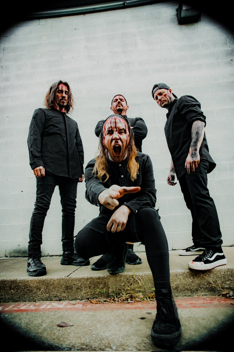 BORNINBLOODtx's tweet photo. "BiB are an amalgam of dissonance and melody.." 

Show announcements and updates on our next EP coming soon🩸🔥🩸
📷 Jade Alex Photography https://t.co/UtNH7eXIiQ