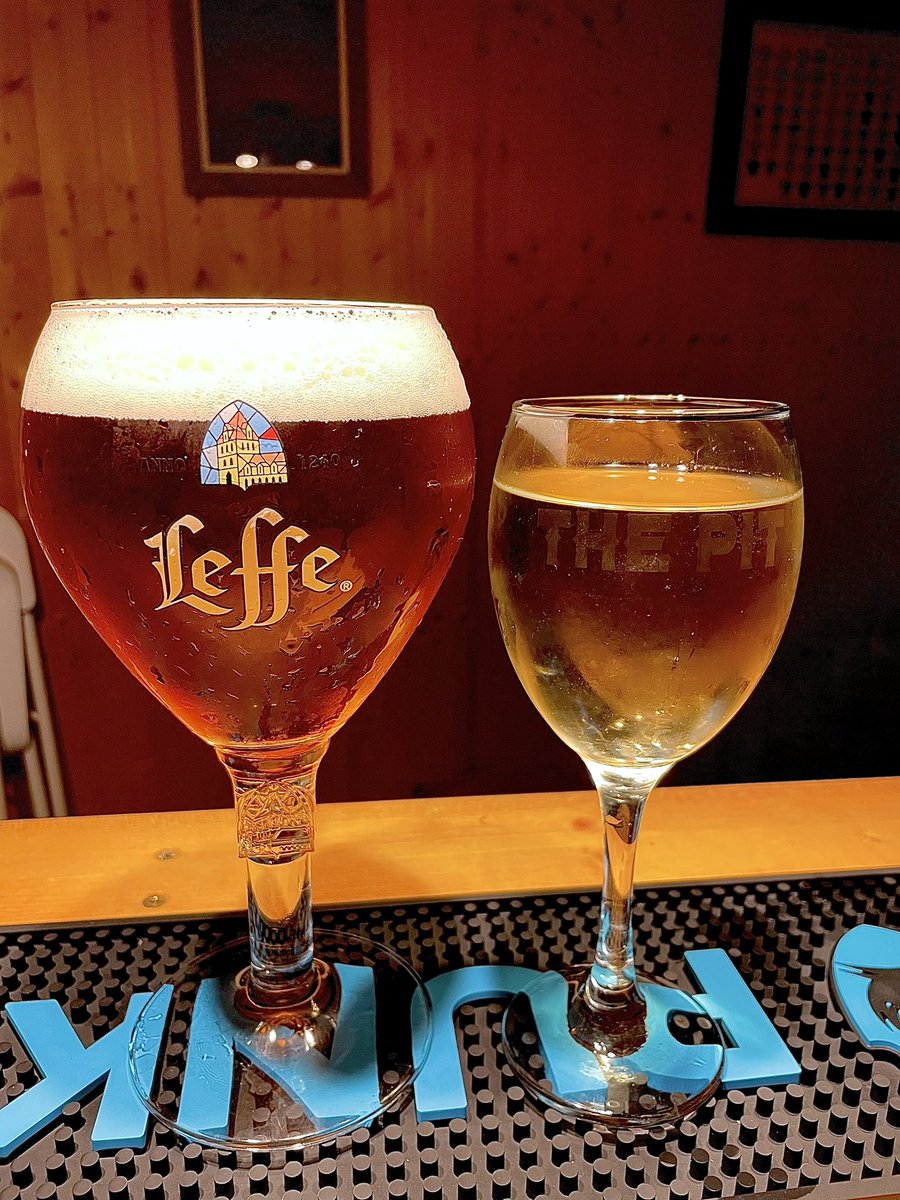 blades68's tweet photo. @TheBeerHawk here’s my Leffe Blonde #DraftWeek #perfectpour https://t.co/obwDzKUHna