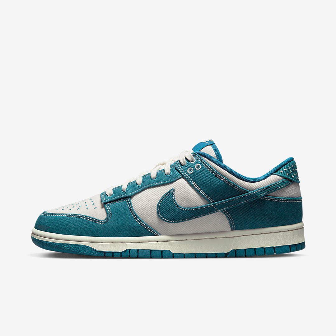 Sneakerologue's tweet image. Images officielles de la Nike Dunk Low “Blue Denim” !