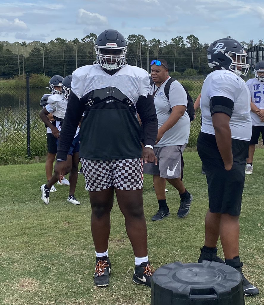 GHamiltonOTF's tweet image. Out at Dr Phillips (Orlando) today watching #Longhorns commit @gbpkay. #LargeHumans and Texas football. @InsideTexas
