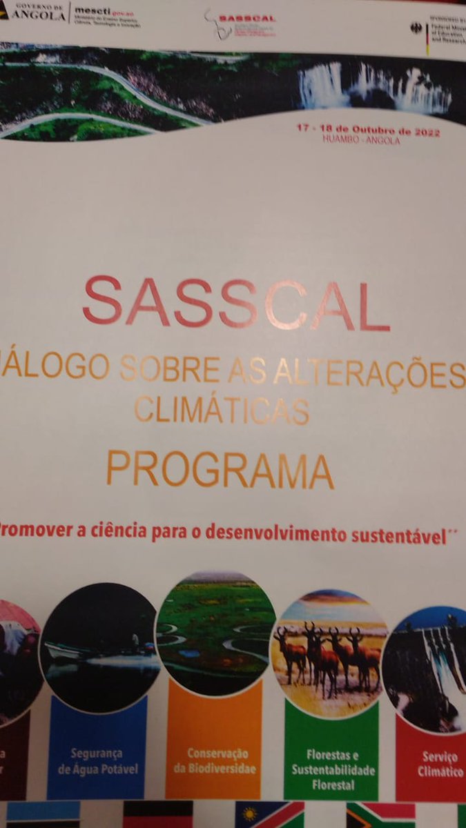 No dialógo sobre Alterações Climáticas, o Secretário Estado das Florestas #MINAGRP André Moda recordou que o futuro da população angolana depende de como se está a usar a terra e a ciência hoje para garantir equilíbrio com o ambiente e criar resiliência climática. @SASSCAL_ORG