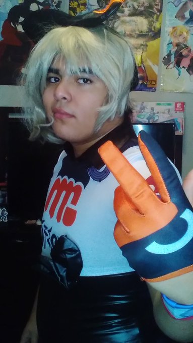 Finally got a Bea cosplay  #Pokemon #Cosplay https://t.co/iDmBed4J9w<a href="/tag/pokemon"class="tags">#Pokemon</a><a href="/tag/cosplay"class="tags">#Cosplay</a>