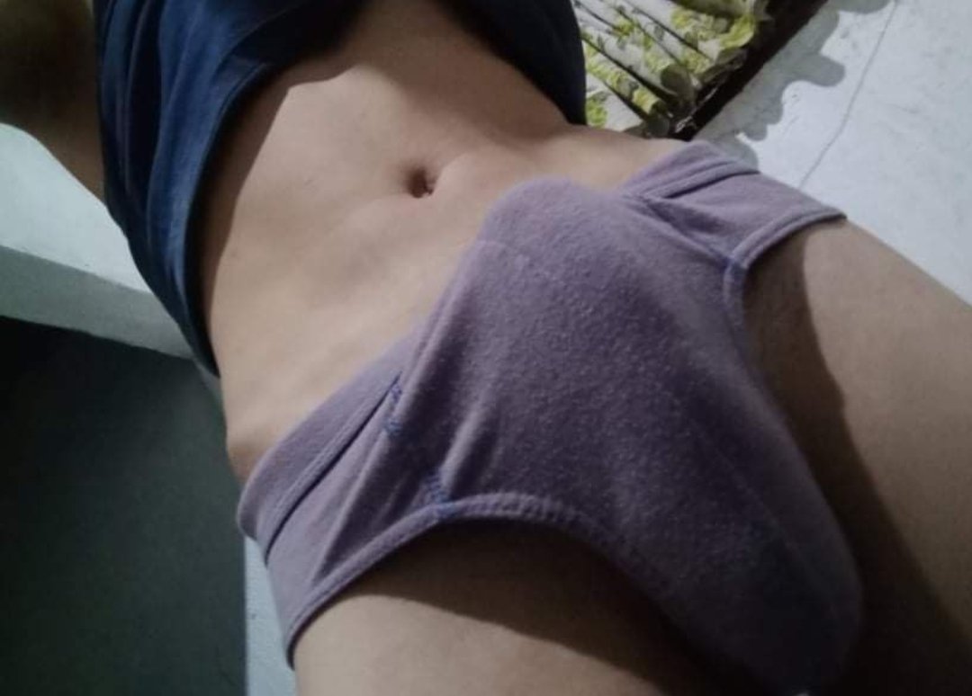 PinkTiteKo's tweet photo. Pasok ko sa bibig mo? https://t.co/mP7HPYUR3o