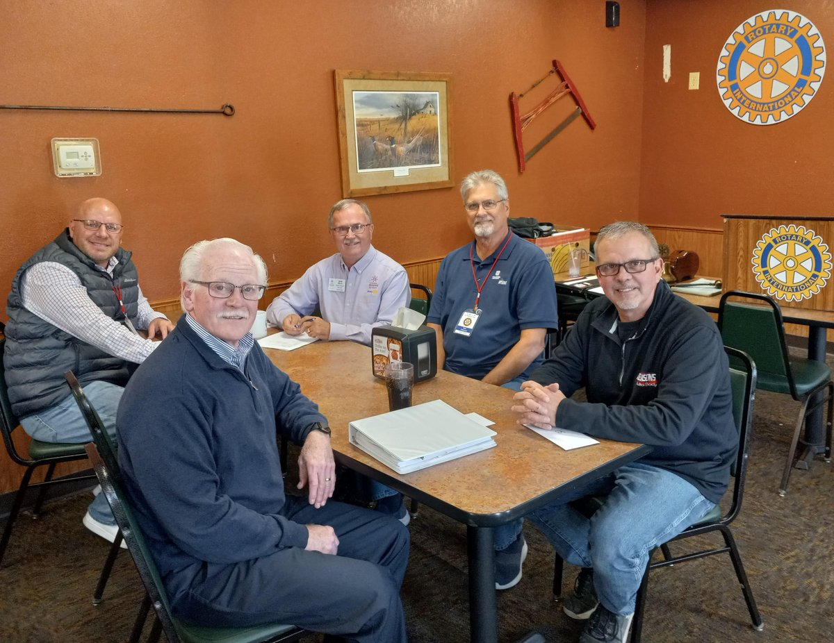 5970Rotary's tweet image. Today District Governor Don Meyer had a fun visit with the Monticello Rotary Club and president Jon Kyte.  He also had a great visit with the Board!