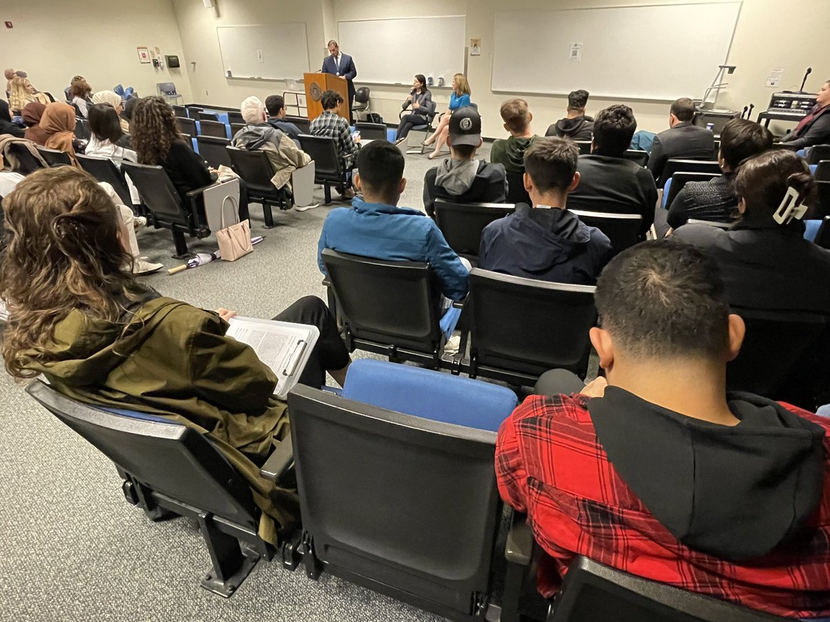 MIAttyGen's tweet photo. .@MIAttyGen @dananessel was happy to join @MichSoS @JocelynBenson for a Town Hall discussion on voter education and election security with @UM_Dearborn and Henry Ford College (@hfcc) students. https://t.co/Sj4Z7vE60k