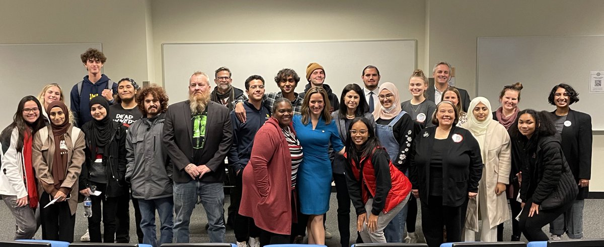 MIAttyGen's tweet photo. .@MIAttyGen @dananessel was happy to join @MichSoS @JocelynBenson for a Town Hall discussion on voter education and election security with @UM_Dearborn and Henry Ford College (@hfcc) students. https://t.co/Sj4Z7vE60k