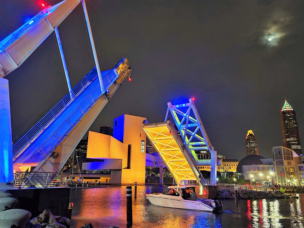 #Cleveland benefits from national #migration shift
#Climate change, remote work, affordability move migrants
neo-trans.blog/2022/10/17/cle…

<a href="/CityofCleveland/">City of Cleveland</a> <a href="/GCPartnership/">Follow GCP @GreaterCLE</a> <a href="/TeamNEO/">Team NEO</a> <a href="/TheCLE/">Destination Cleveland</a> <a href="/happyincle/">Destination Cleveland</a> <a href="/YaleEnvironment/">Yale School of the Environment</a> <a href="/GreatLakesGLISA/">GLISA</a> <a href="/nickgerli1/">Nick Gerli</a> <a href="/DowntownCLE/">Downtown Cleveland</a> <a href="/inthecircle/">University Circle Inc.</a> <a href="/JobsOhio/">JobsOhio</a>