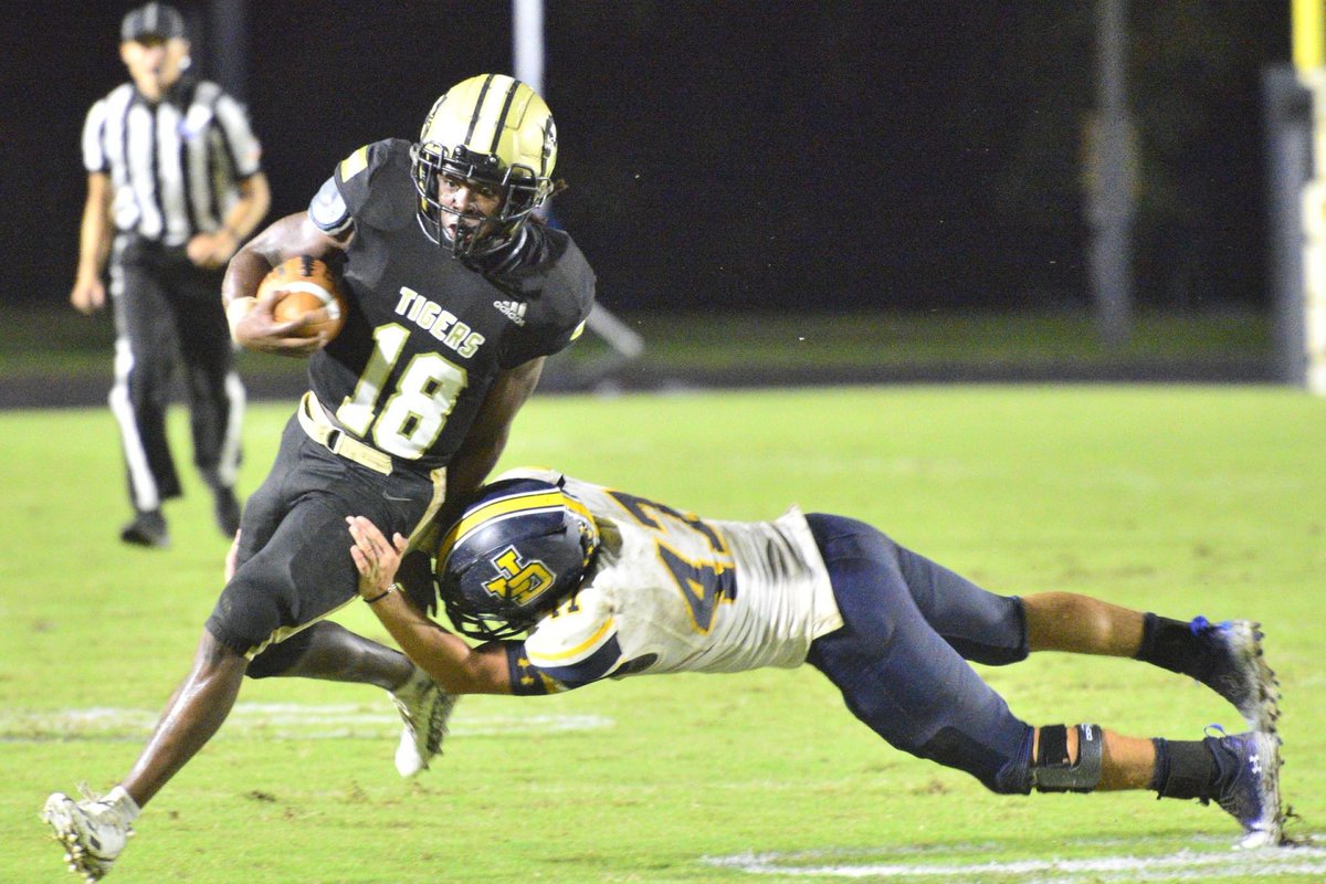 SwainsboroTiger's tweet photo. Players of the Game(East Laurens game)
#51 Kason Palmer Offense and #18 Jakari Nobles Defense
Congrats guys and keep up the great work.
The Tigers are open Friday 10/21 followed by a big home tilt with Bleckley County 10/28. https://t.co/9lgclrT0qU