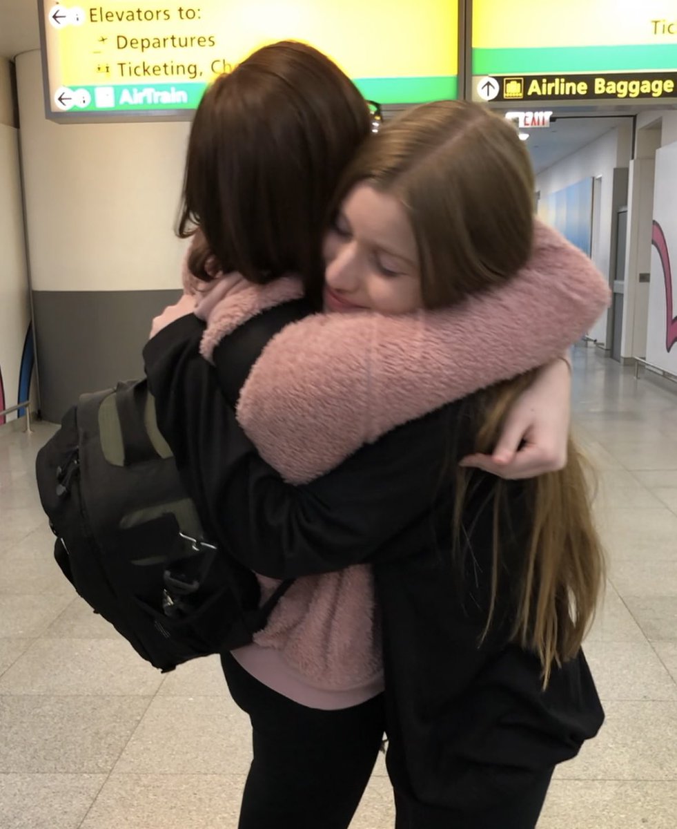 beckstephenie03's tweet photo. I never posted this but look at the difference of 4 years 🥲 #longdistance #internetfriend https://t.co/ISn6MlC0wJ