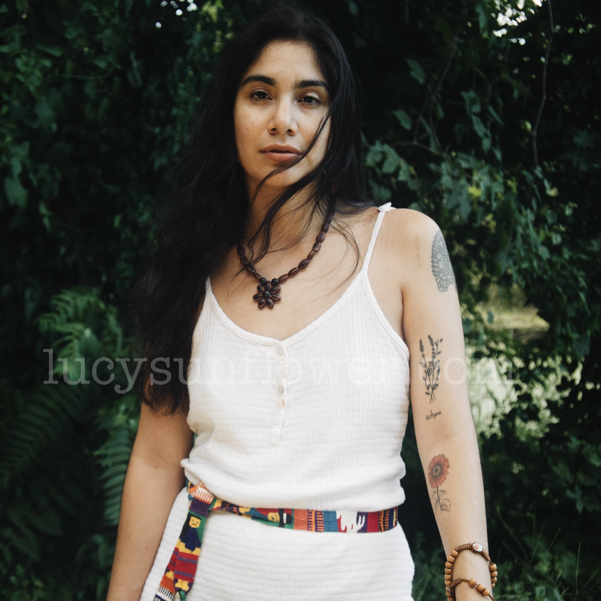 The Untold Truth About Lucy Sunflower’S Hairy Back - u6hfdr0