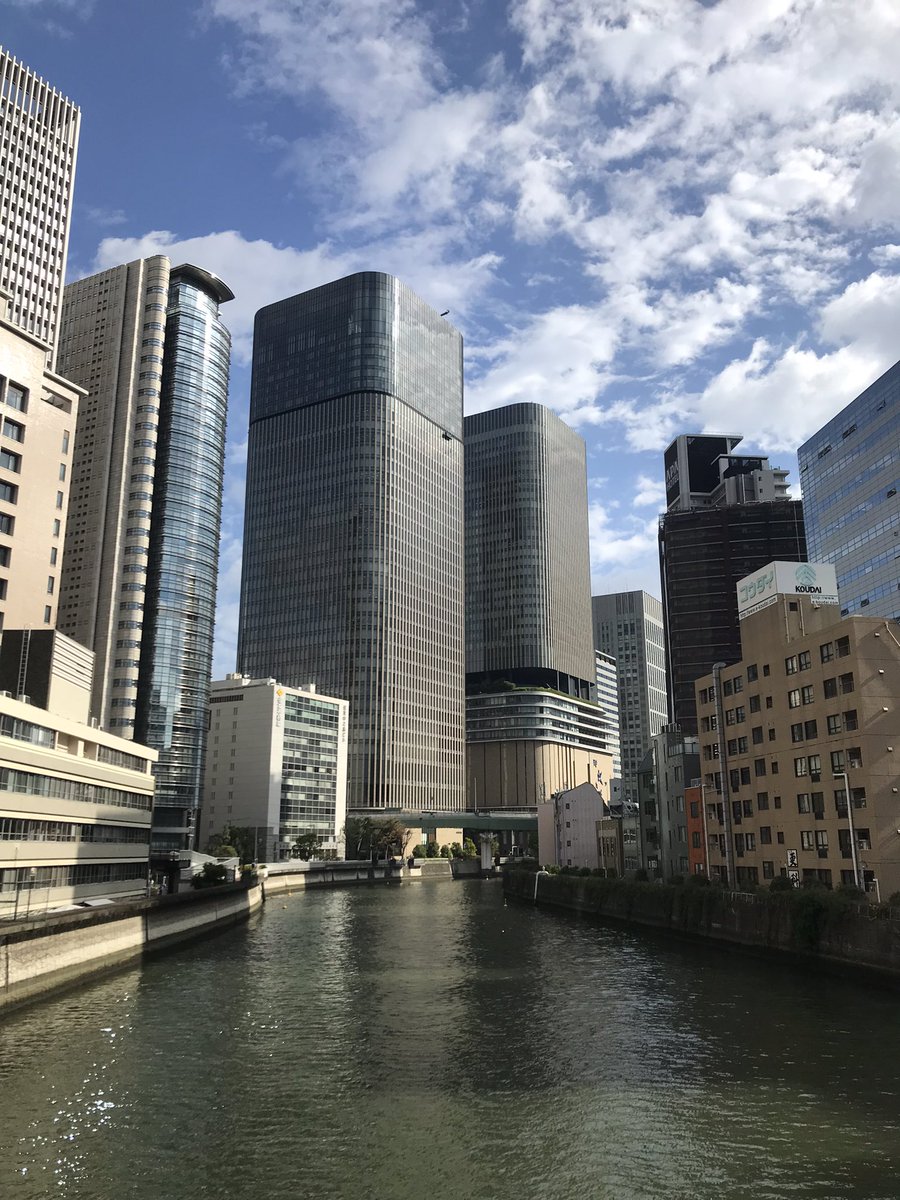 merci_mimi_'s tweet photo. メルシーミミ公式アカウントです。
本日の大阪肥後橋の天気は⛅️
気持ち良い秋晴れですね〜😊
火曜日頑張っていきましょう♪

#企業公式が毎朝地元の天気を言い合う
#イマソラ
#がんばろう企業公式
#公式つぶやき部
#企業公式秋のフォロー祭り
#企業公式相互フォロー
#相互フォロー希望 https://t.co/mDO5ZBdHKi