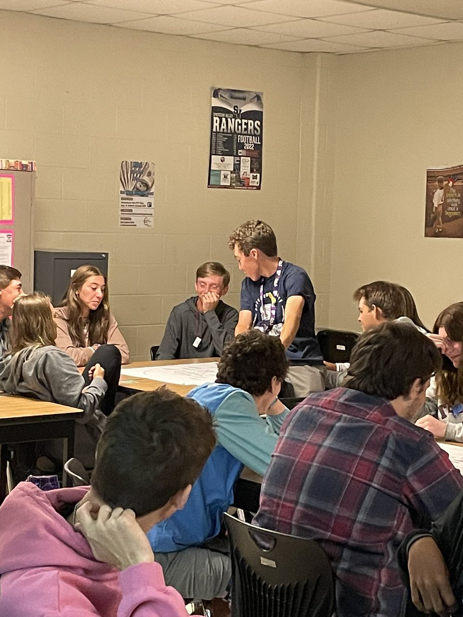 CounselingSvhs's tweet photo. SV Juniors learning about Healthy Stress, Coping Strategies and Circle of Control! @mwahl281 @MandyEpley @MrsAlvaradoSVHS @CounselingSvhs https://t.co/ybmmd08Egf