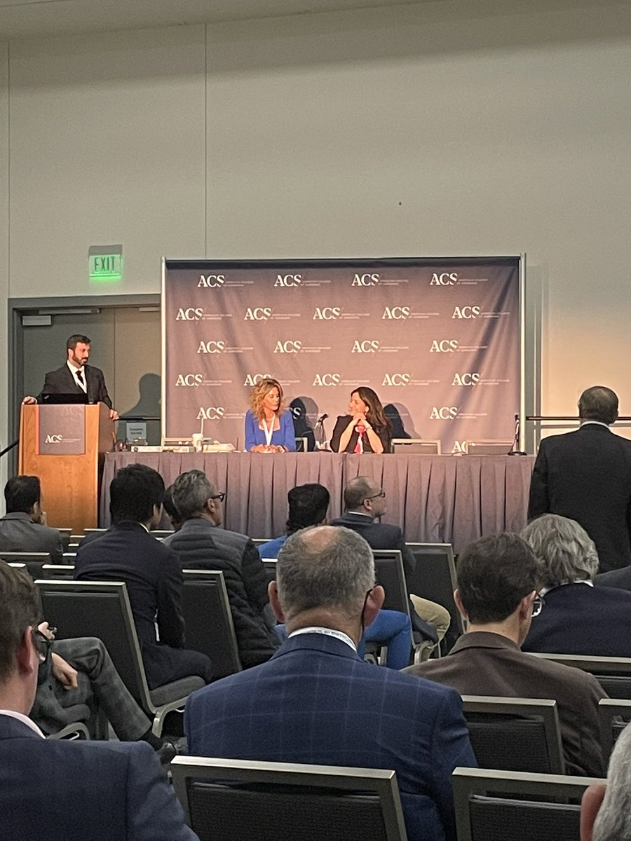 Flew in just in time to watch Vincent Butano present a robotic distal pancreatectomy! Great start to the clinical congress, seeing what the @GWSurgery alumni has been up to! @GWSurgChair #ACSCC22 #ACS2022