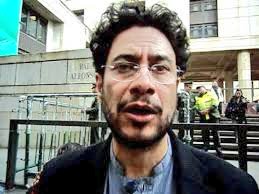 bettycriticonaa's tweet photo. Justicia Norteamericana investiga a Iván Cepeda por el delito de conspiración en cárceles federales.
. 🔄 RT si aprueba que capturen a Ivan Cepeda y lo trasladen los Estados Unidos para que pague cárcel https://t.co/45HU56DIE8