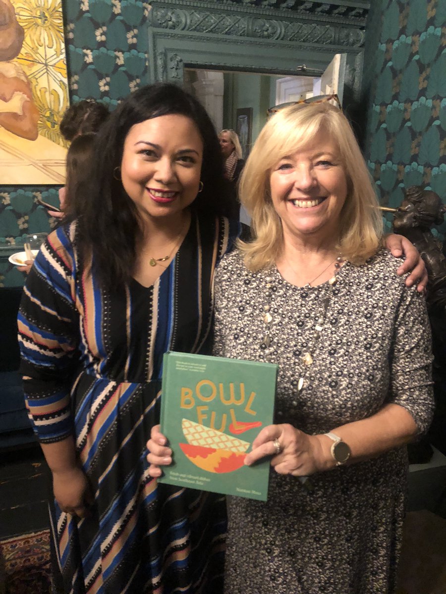 dinasfoodstory's tweet photo. Fantastic evening @ChefNormanMusa new book launch #bowlful I know I’ll be cooking from it loads, as I love Malaysian food and food from that region. Great bumping into dear @Msmasterchef too! What a tonic to mingle and meet friends. #cookbooklaunch #london https://t.co/XruSnot9mO